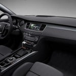 l'intérieur de la 508 avec le tableau de bord