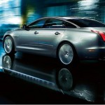 vue 3/4 arrière de la jaguar xjl supersport