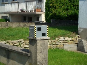 une boîte aux lettres transformée en radar