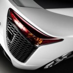 feu arrière de la lexus lfa