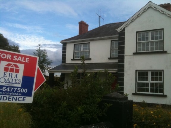 photo d'une maison à vendre en irlande dû à la crise