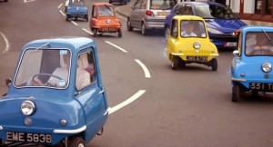 peel 50 microcar la peel 50, une voiture plus petite c'est impossible