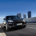 le porsche cayenne turbo vu de l'avant