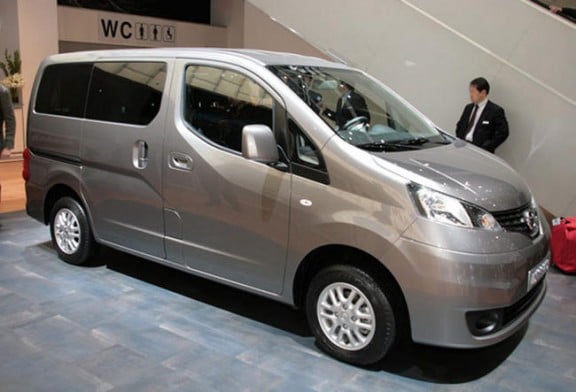 le taxi nissan nv200