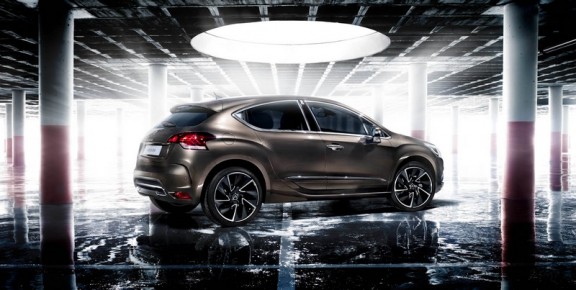 la nouvelle citroen ds4 2011 de profil