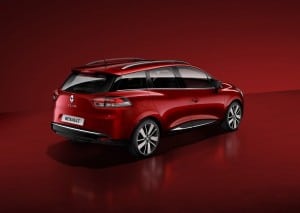 la renault clio iv estate vue de l'arrière