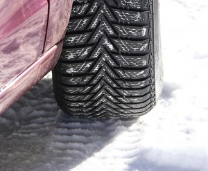 test d'un pneu hiver sur la neige