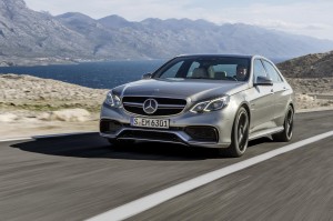 la nouvelle mercedes e63 amg 2013 vue de l'avant