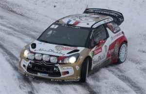 loeb en glisse au volant de sa ds3 citroen racing