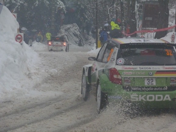 skoda fabia vs mini countryman wrc