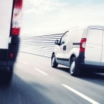 Deux utilitaires peugeot