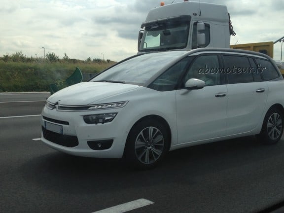 Et oui, il s'agit bien du nouveau Grand C4 Picasso récemment dévoilé à la presse !