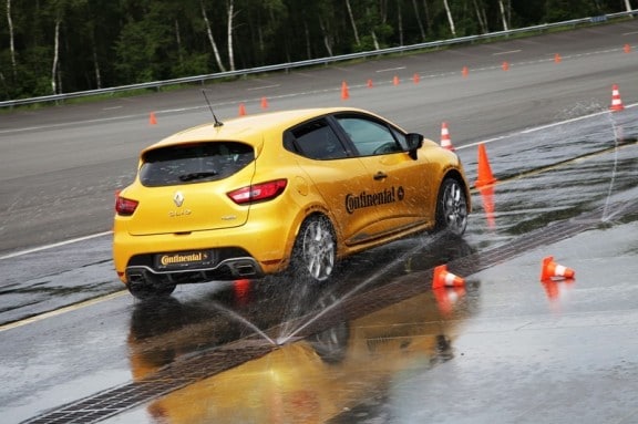 piste pluie marbre
