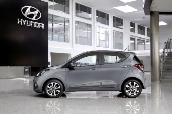 De profil, l'i30 ressemble un peu à un coupé avec ses portes passager qui remontent vers le hayon