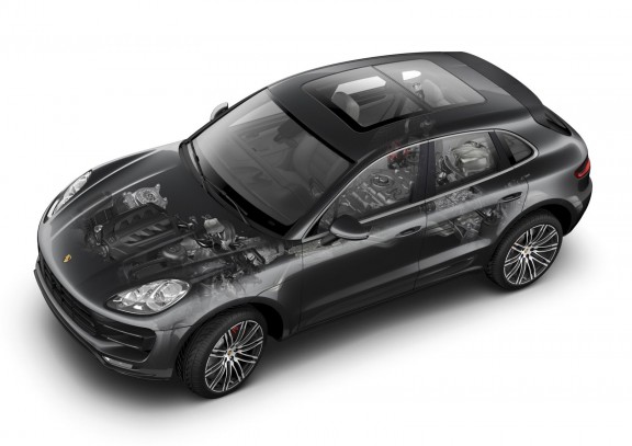 La version Turbo est dotée d'un V6 3.6 bi-turbo de 400 ch. Ce moteur développe un couple de 550 Nm. 