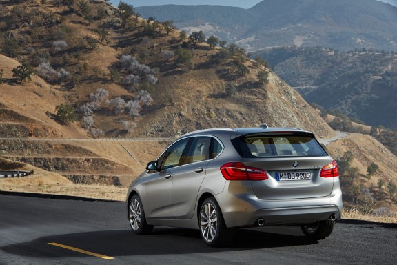 serie-2-Active-Tourer 2014