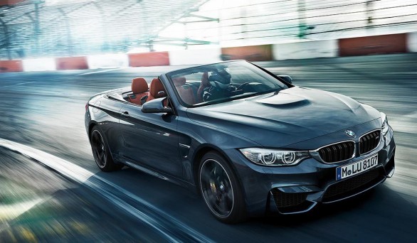BMW M4 cab race