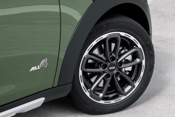 Mini-Countryman-all4 logo