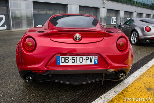 arriere Alfa Romeo 4C