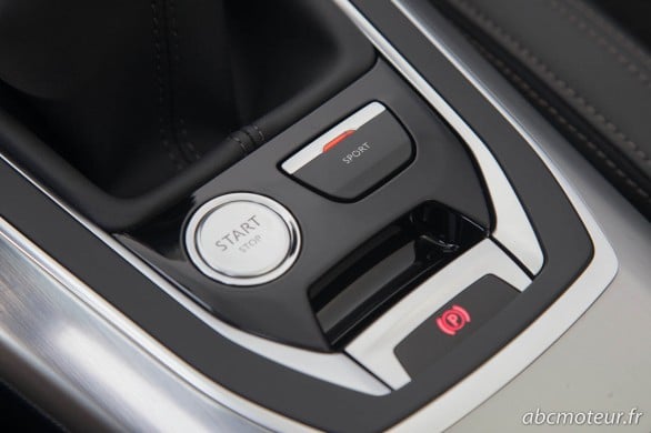bouton sport Peugeot 308 SW