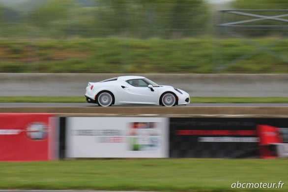 circuit Nogaro Alfa Romeo 4C-6