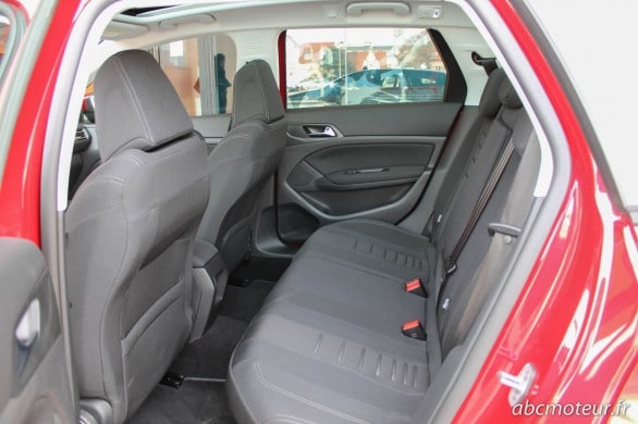 places arriere Peugeot 308 SW