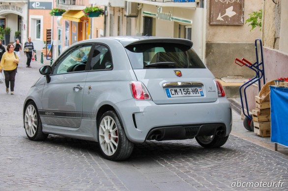 vue 3-4 arriere Abarth 595 Competizione
