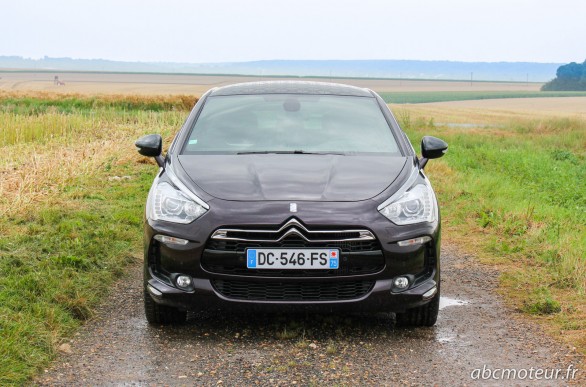avant Citroen DS5