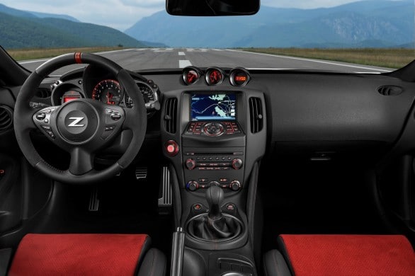 interieur nouvelle Nissan 370Z Nismo 2014
