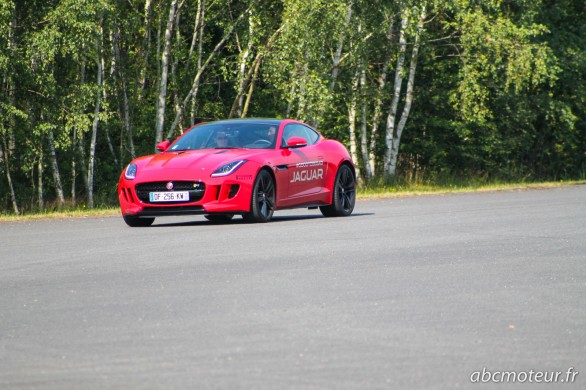 Jaguar F Type coupe r