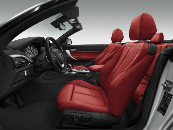 habitacle BMW-Serie-2-Cabriolet