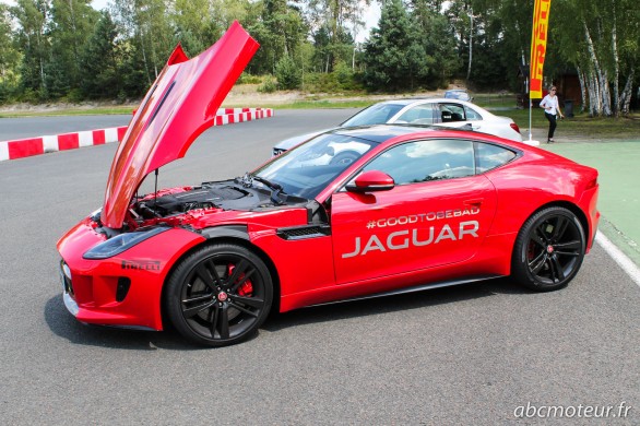 moteur Jaguar F Type coupe r