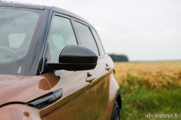 retro Range Rover Evoque
