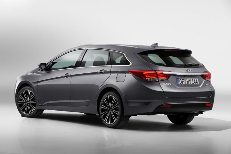 vue 3-4 arriere Hyundai-i40-break-2015