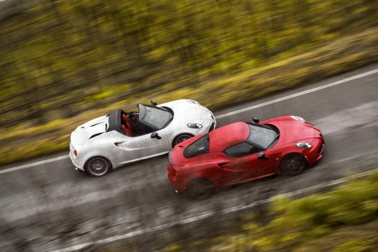 Alfa Romeo 4C coupe VS 4C Spider-2
