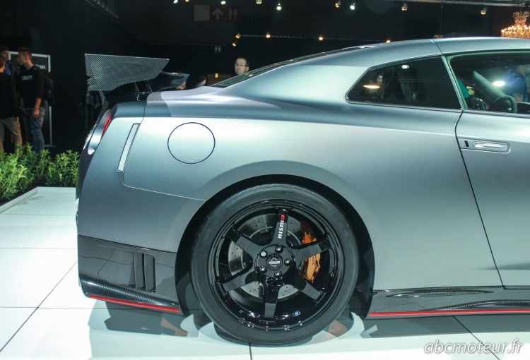 aile arriere Nissan GT-R Nismo