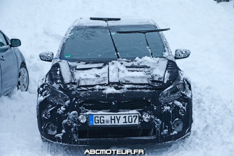 avant Kia Ceed GT 2015