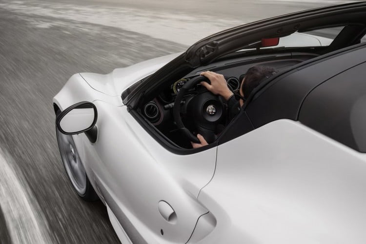 conduite Alfa Romeo 4C Spider