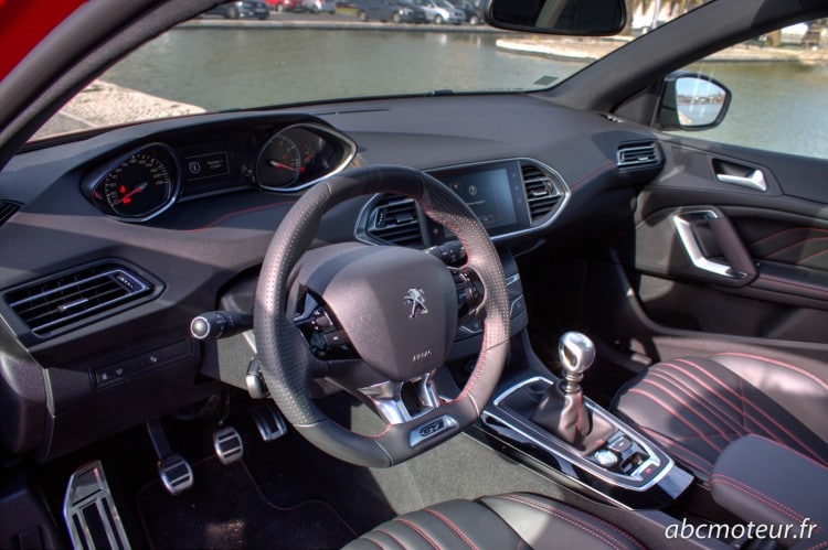 habitacle Peugeot 308 GT