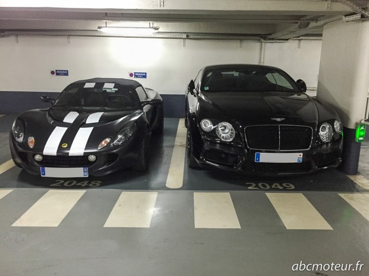 parking sousterrain Lotus Elise 111R Bentley Continental GT