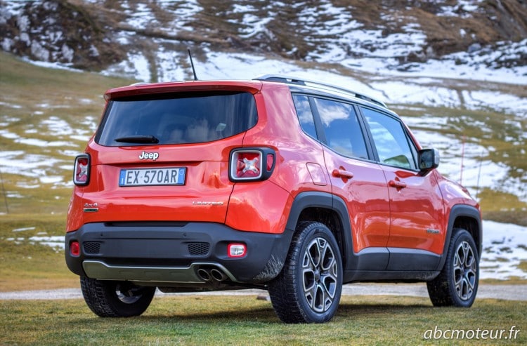 vue 3-4 arriere Jeep Renegade