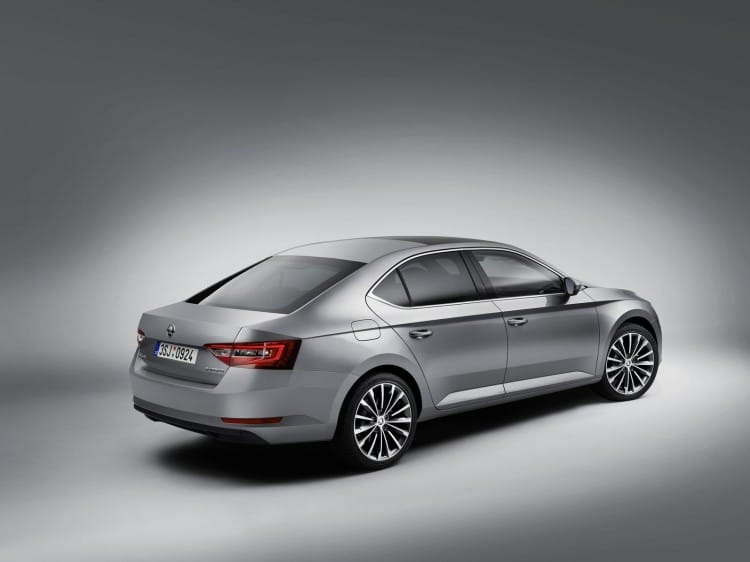 Nouvelle Skoda Superb 2015 - 11