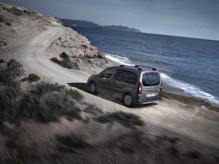 dynamique Peugeot-Partner-Tepee-Outdoor-3