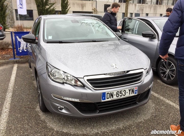 Peugeot 308 test Michelin CrossClimate