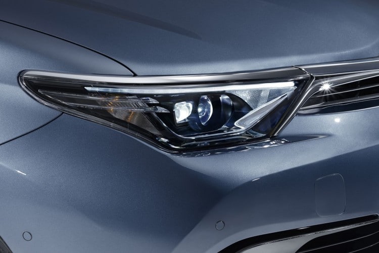 Toyota Auris Restylage 2015 - 19