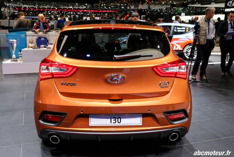 arriere Hyundai i30 Turbo Geneve 2015