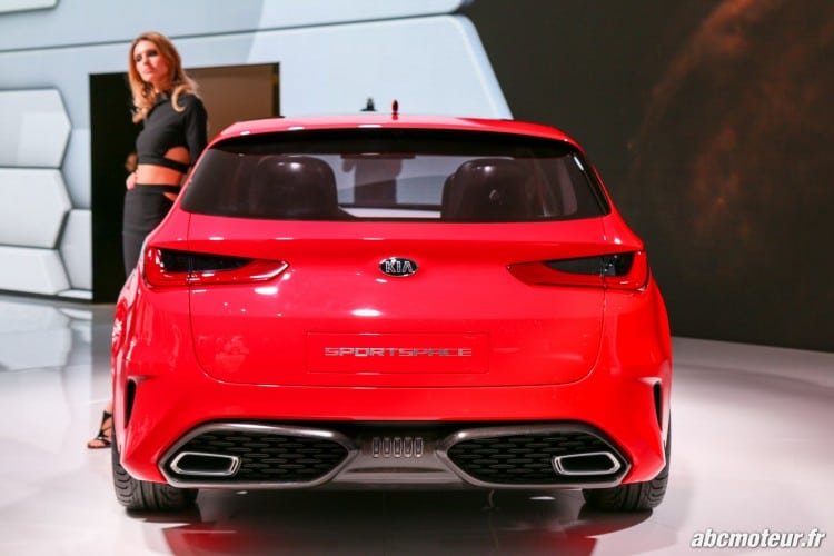 arriere Kia Sportspace Concept Geneve 2015