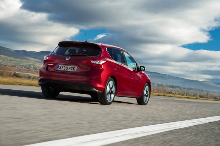 dynamique 3-4 arriere Nissan Pulsar GT