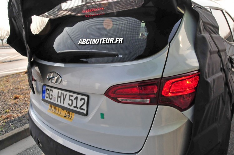feux interieur Hyundai Santa Fe 2016