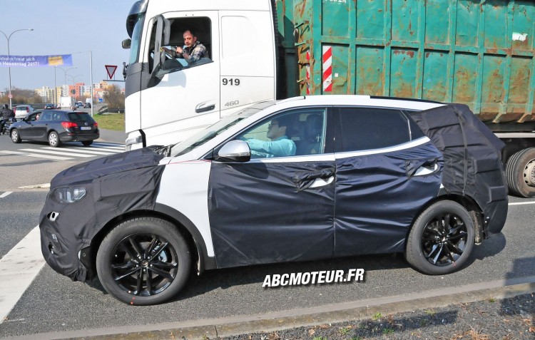 mulet Hyundai Santa Fe 2016